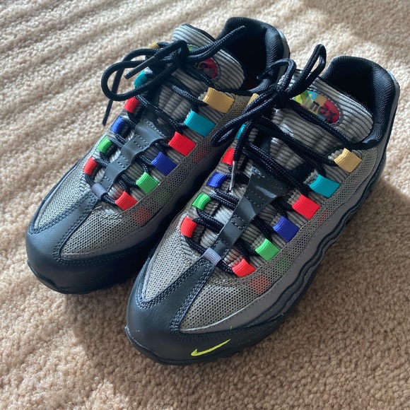 Nike Air Max 95 “Evolution of Icons” - Picture 1 of 12